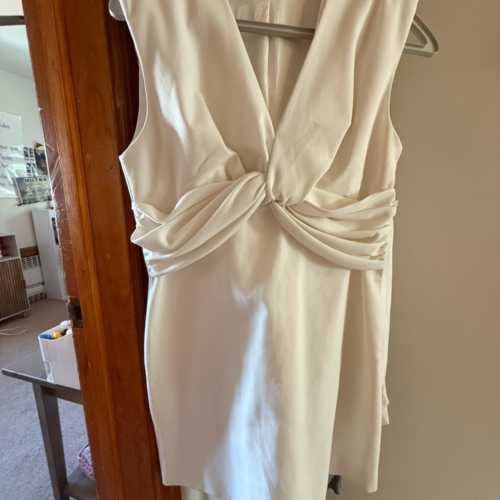 Zara White sleeveless Dress